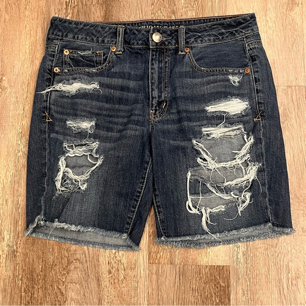 American Eagle Blue Denim Tomgirl Bermuda Destructed Casual Shorts Size 8